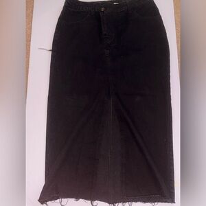 Elegant Black Midi Skirt
